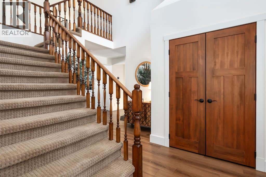 242118 White Post Lane W — Rural Foothills County, Alberta - Photo 4 of 50