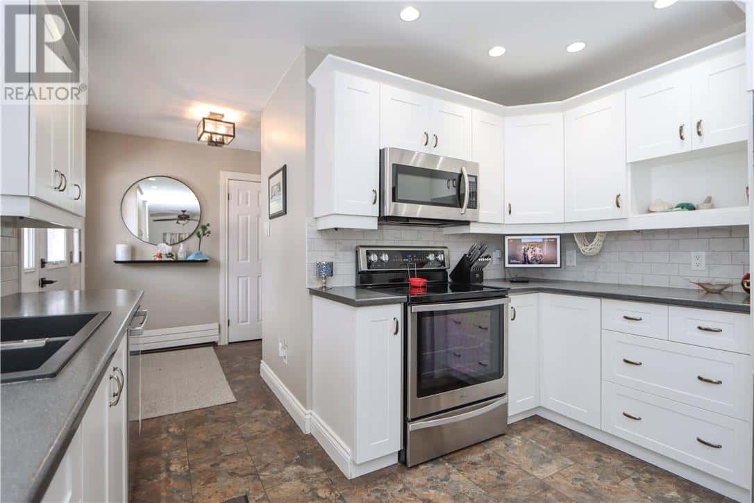 2367 Muriel — Sudbury, Ontario - Photo 5 of 73