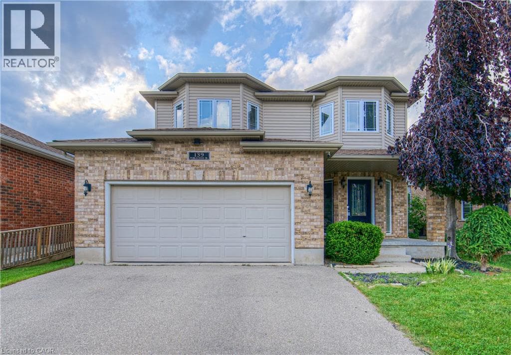 139 PEBBLECREEK Drive — Kitchener, Ontario - Main photo