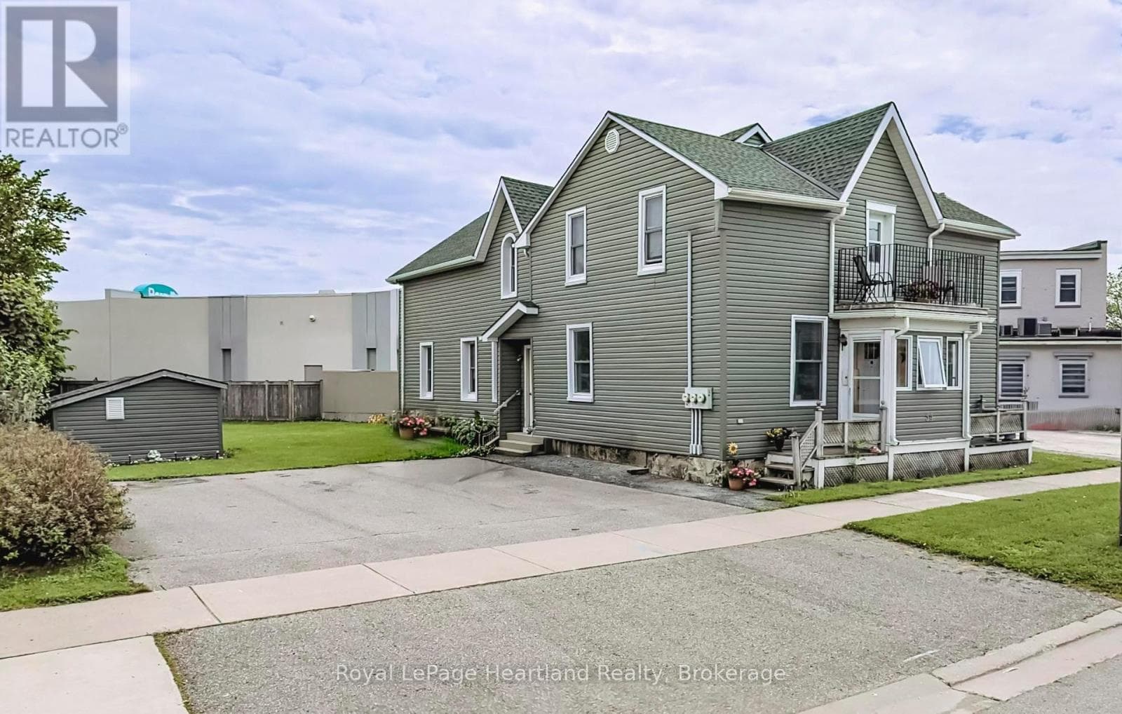 54 ST DAVID STREET — Goderich (Goderich (Town)), Ontario - Main photo