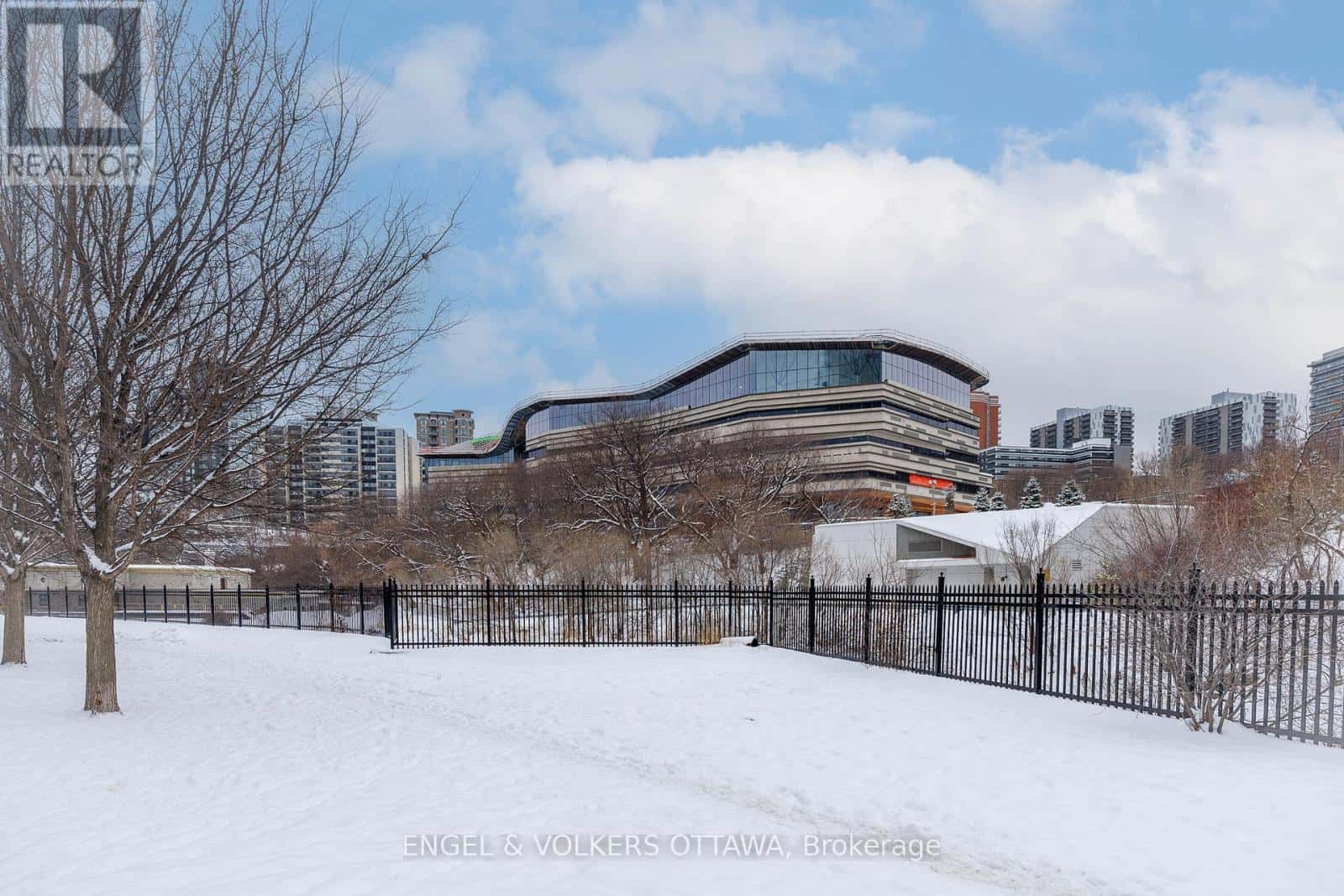 802 - 300C LETT STREET — Ottawa, Ontario - Photo 4 of 46