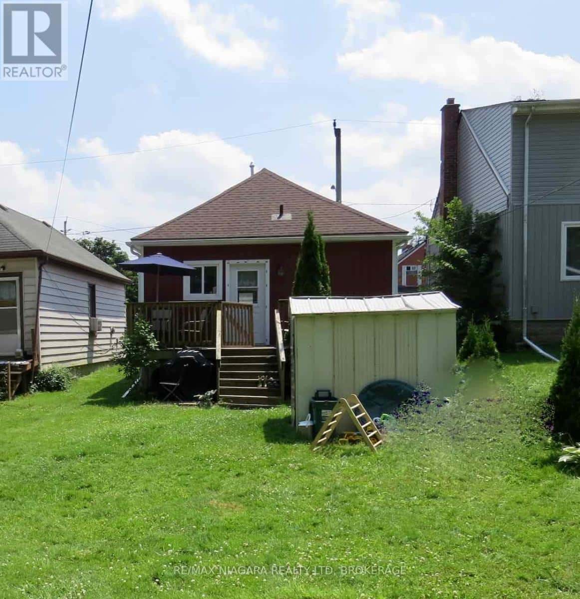 52 MCCORMICK STREET — Welland (Prince Charles), Ontario - Photo 3 of 12