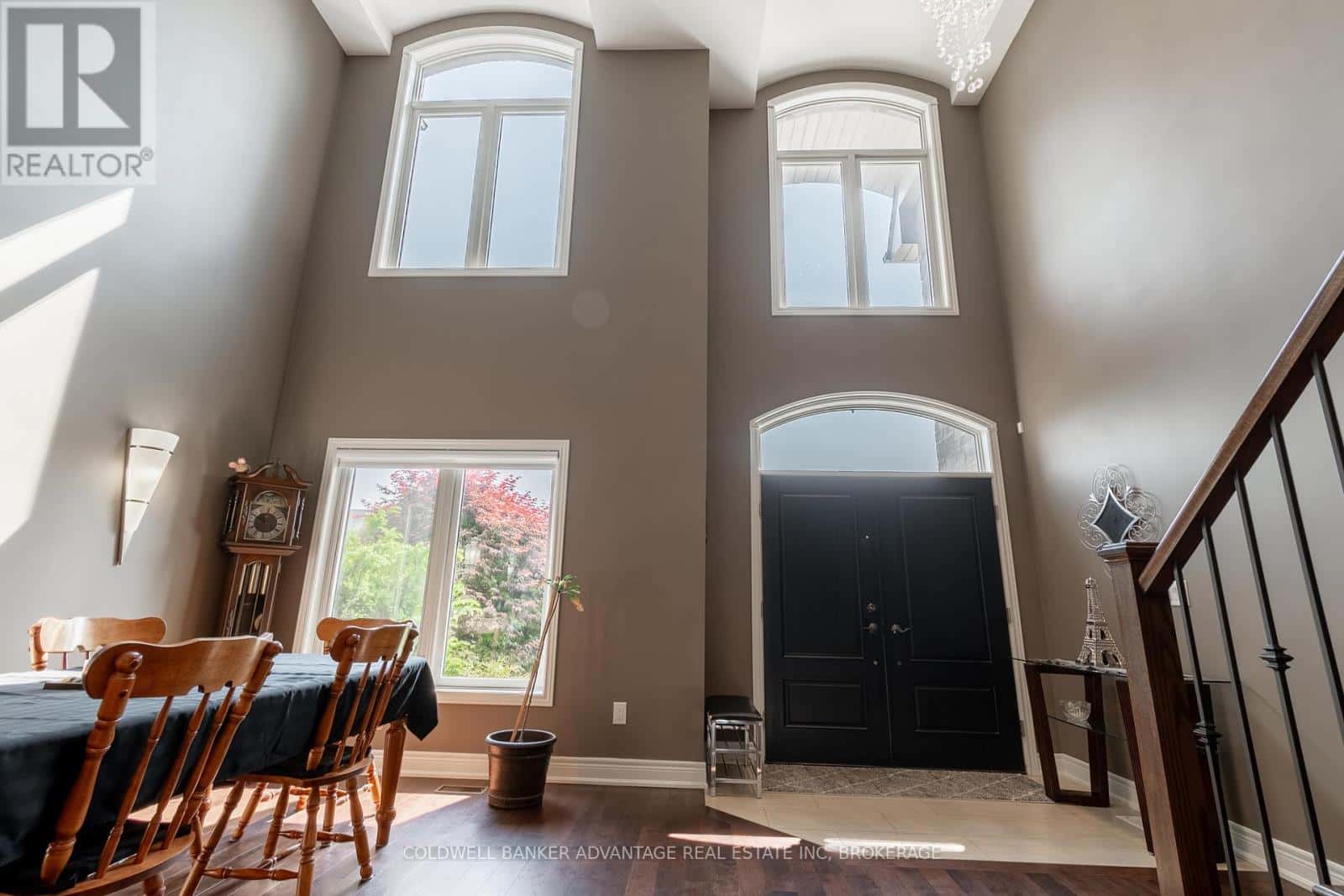 135 FOREST RIDGE COURT — Welland (West Welland), Ontario - Photo 3 of 48