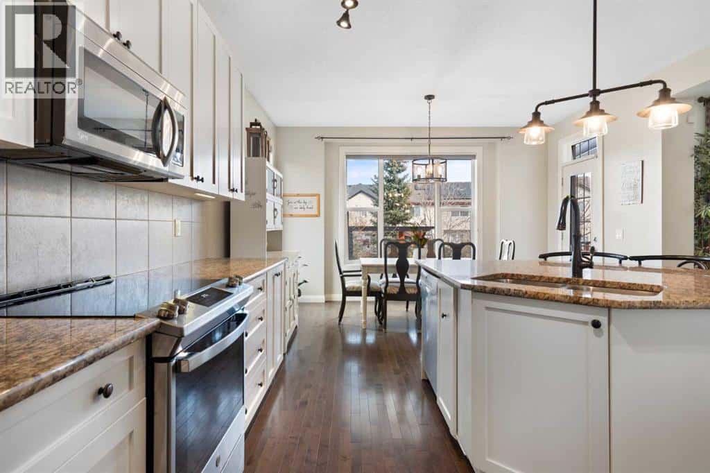 47 Copperstone Mews SE — Calgary, Alberta - Photo 5 of 50