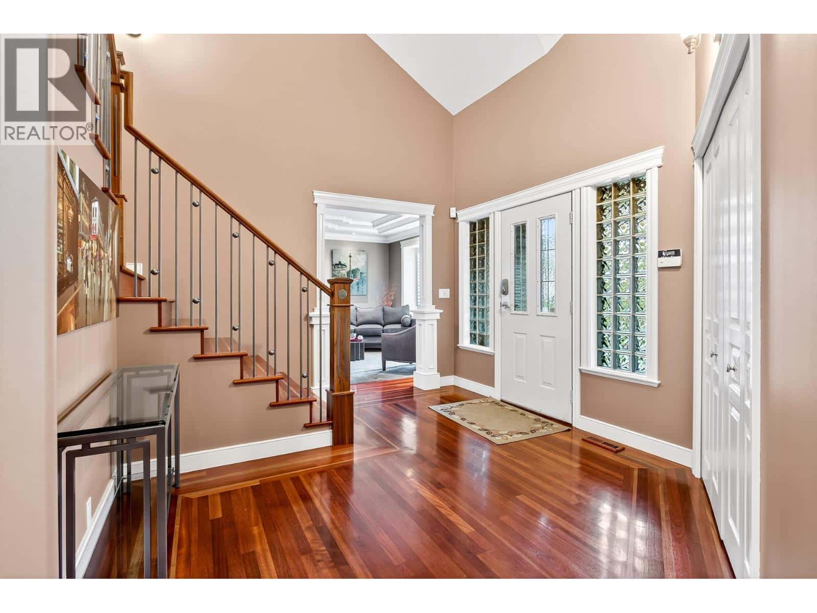 1411 MADRONA PLACE — Coquitlam, British Columbia - Photo 4 of 40