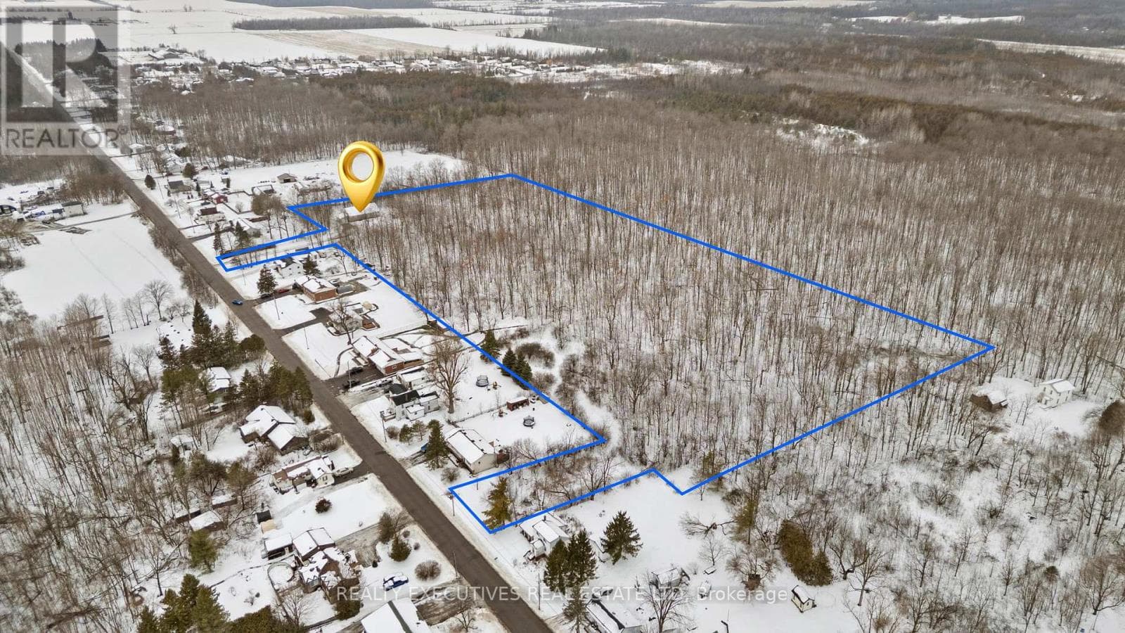 7725 LAWRENCE STREET — Ottawa, Ontario - Main photo