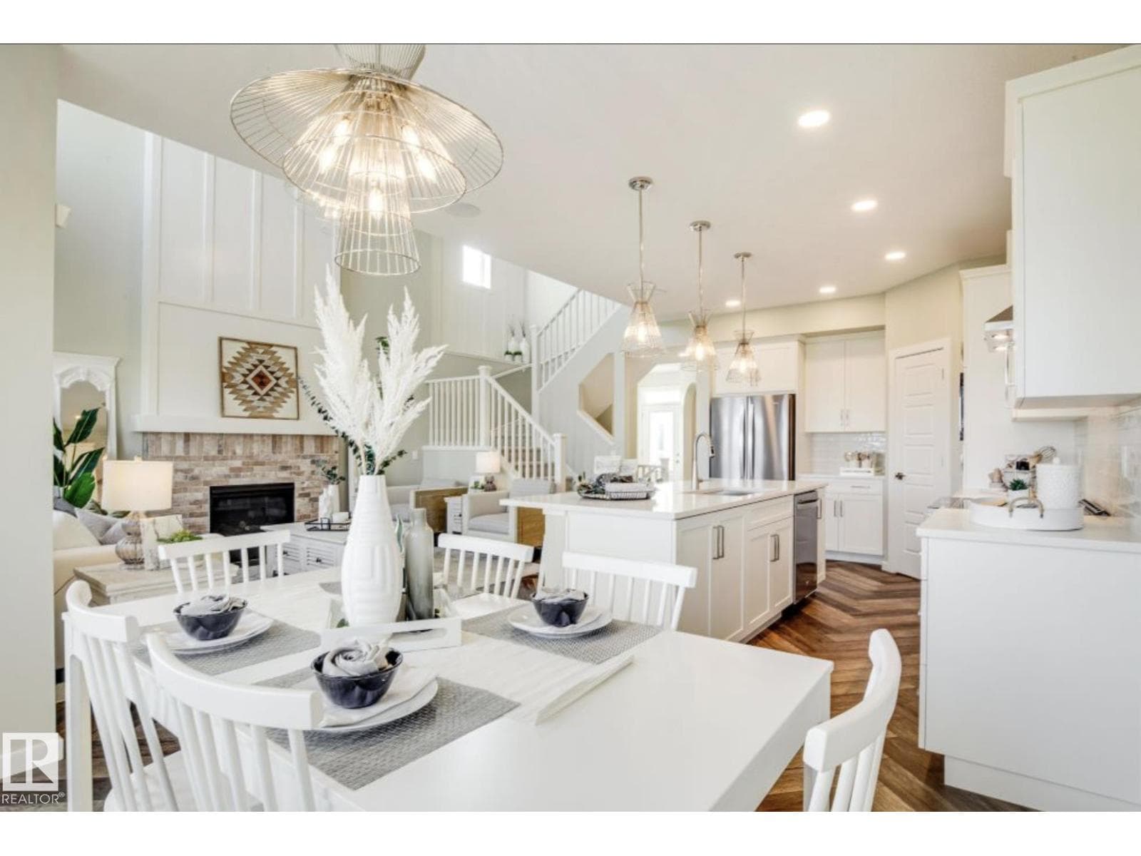 2356 MUCKLEPLUM WY SW — Edmonton, Alberta - Main photo