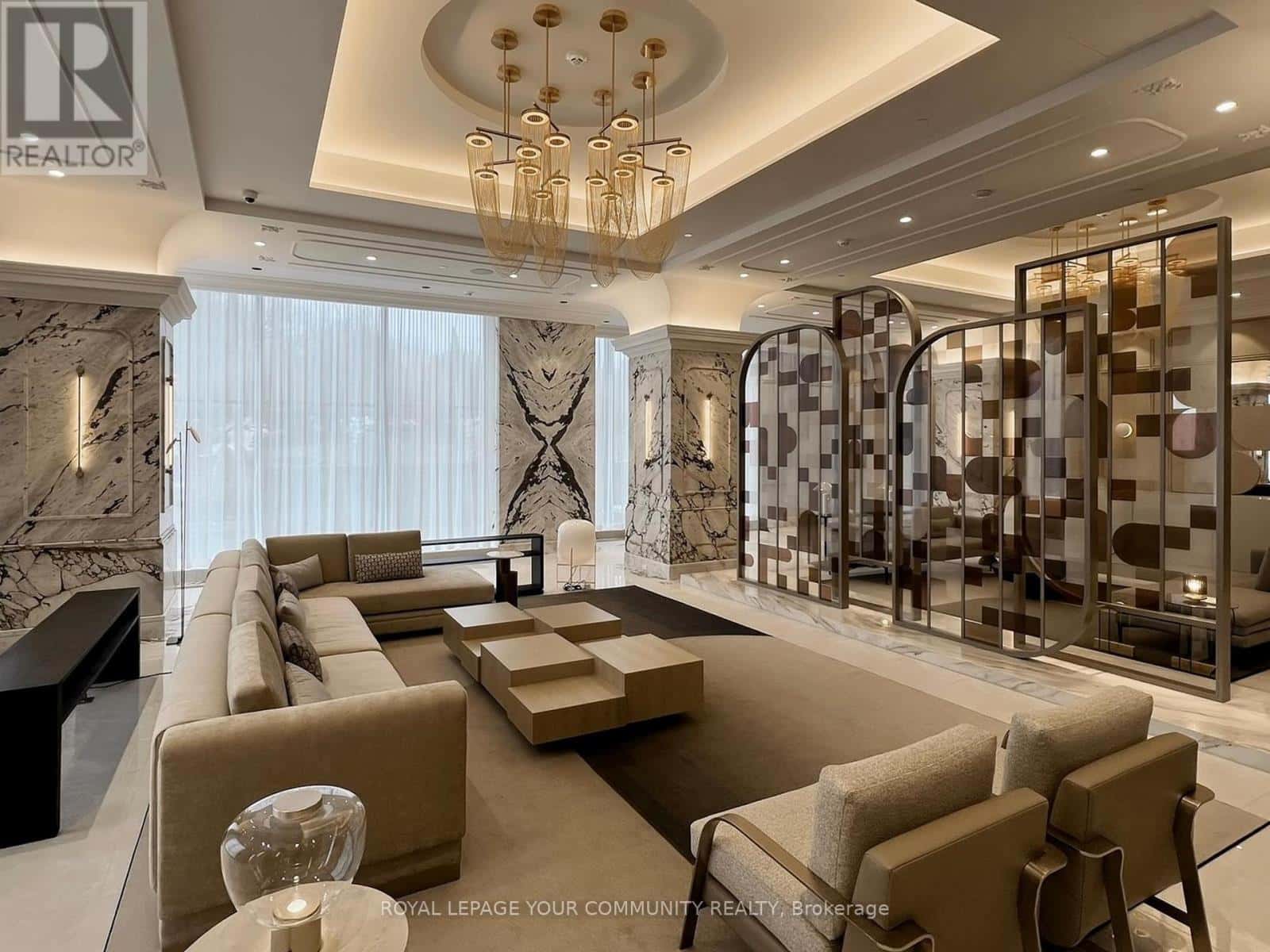 411 - 10 INN ON THE PARK DRIVE — Toronto (Banbury-Don Mills), Ontario - Photo 3 of 50