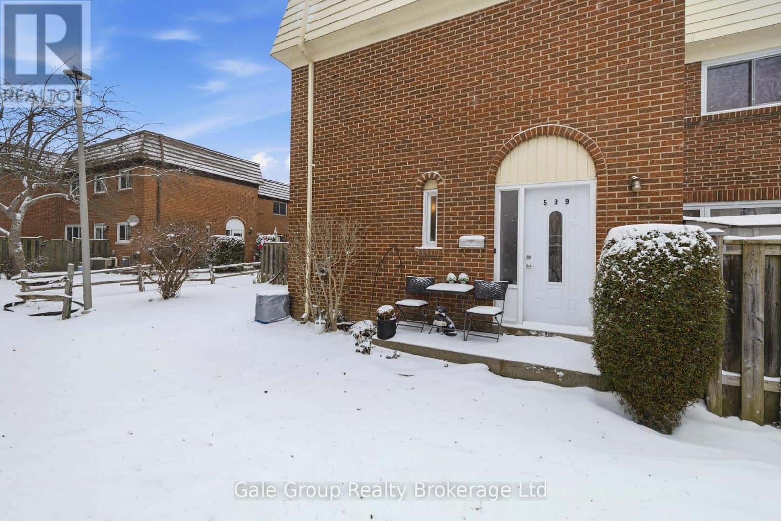 599 GAINSBOROUGH ROAD — London North (North F), Ontario - Photo 5 of 47