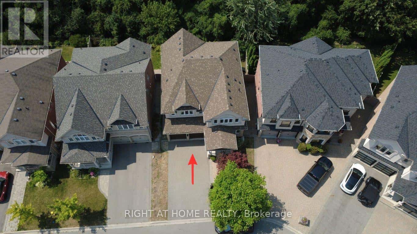 67 TIMNA CRESCENT — Vaughan (Patterson), Ontario - Photo 3 of 36