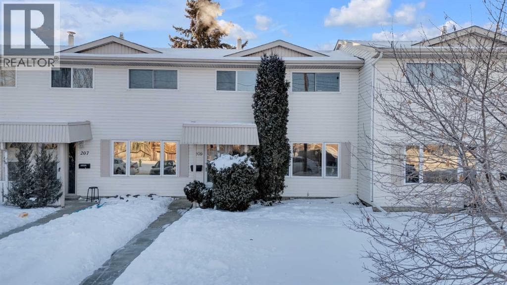 209, 5831 57 Street — Red Deer, Alberta - Main photo