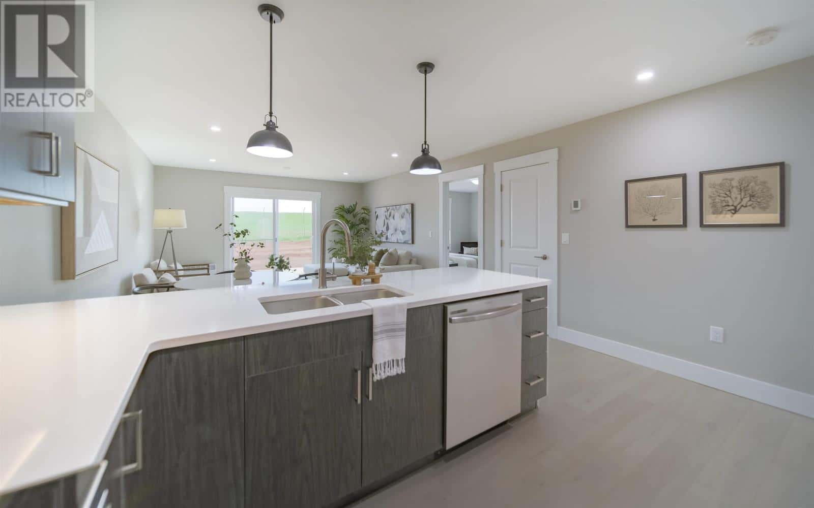 47 Beech Hill Avenue — Charlottetown, Prince Edward Island - Photo 5 of 25