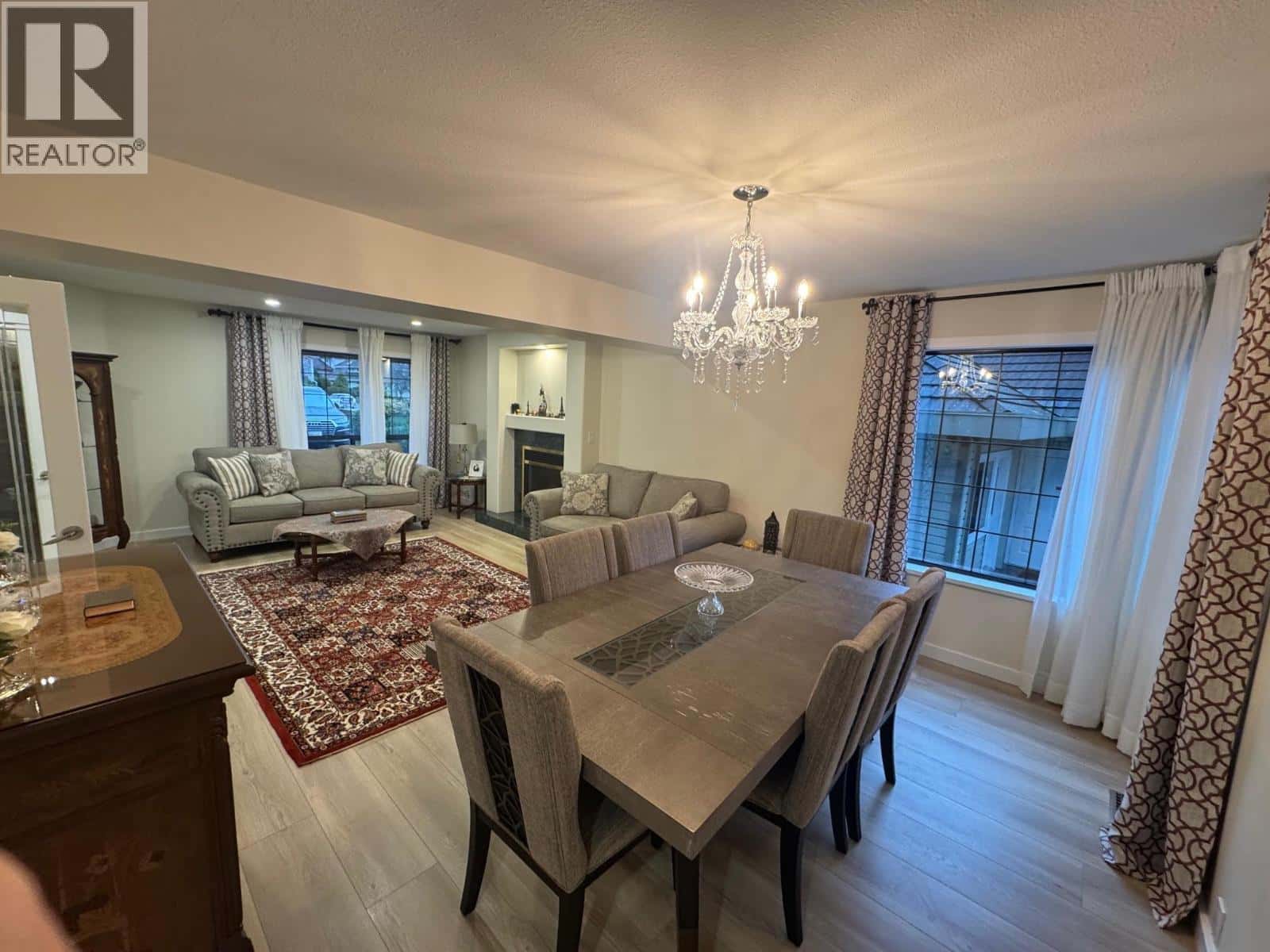 1516 WHITEBARK PLACE — Coquitlam, British Columbia - Photo 5 of 39