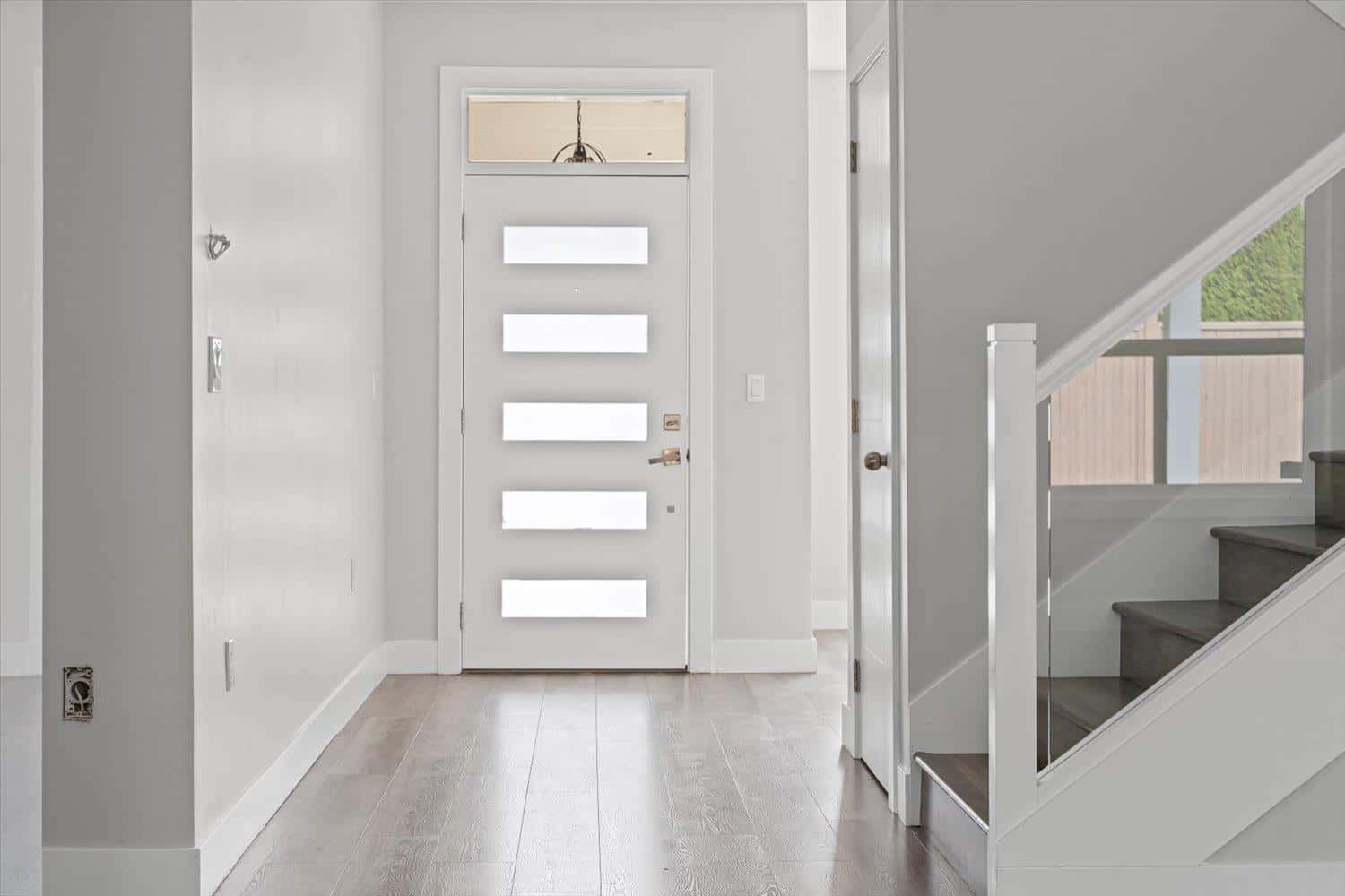 853 WILLOW PLACE, Harrison Hot Springs — Harrison Hot Springs, British Columbia - Photo 3 of 40