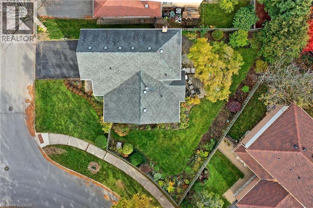 1296 GRIFFITH Place — Oakville, Ontario - Photo 3 of 36