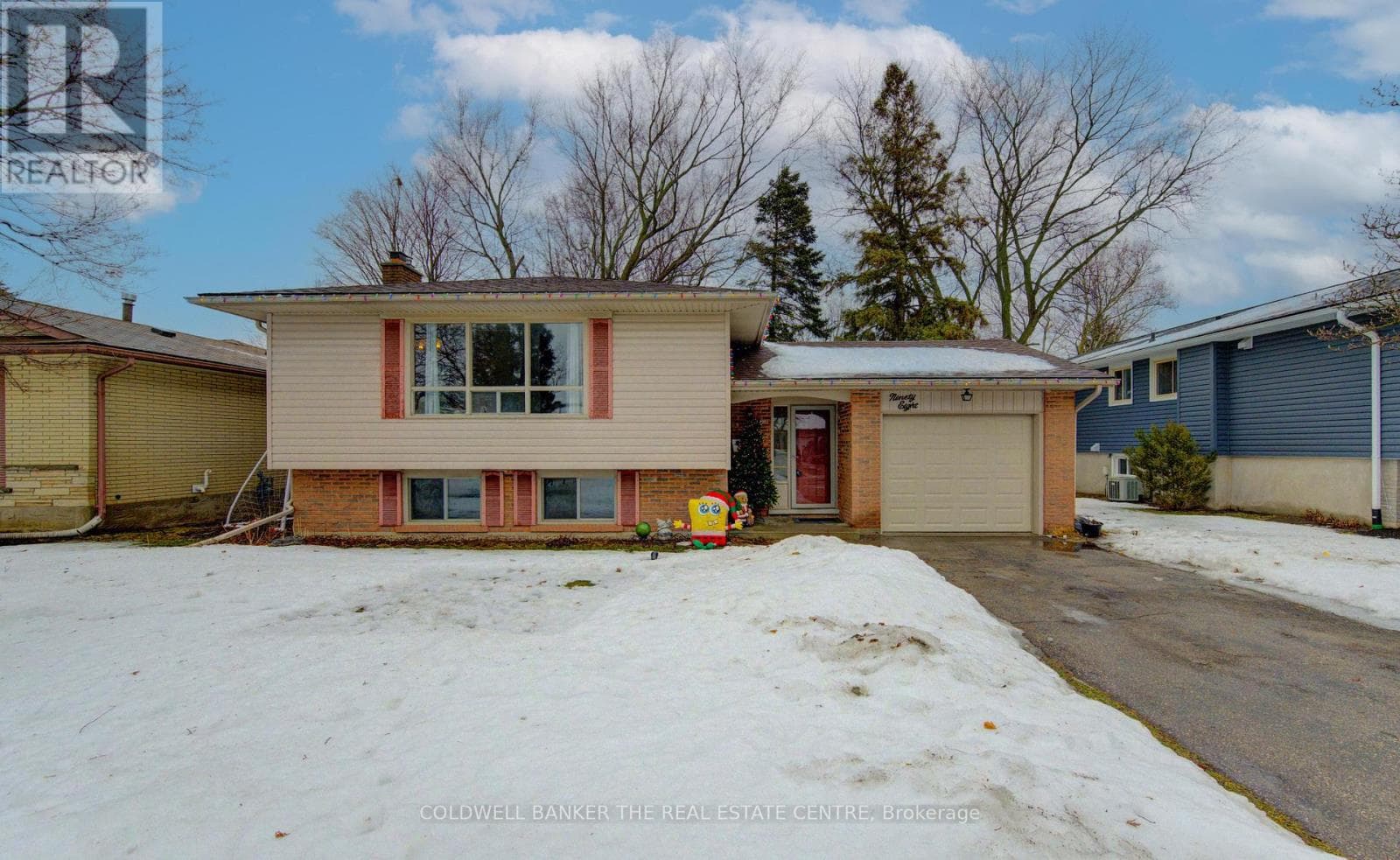 98 SHEA CRESCENT — Kitchener, Ontario - Main photo