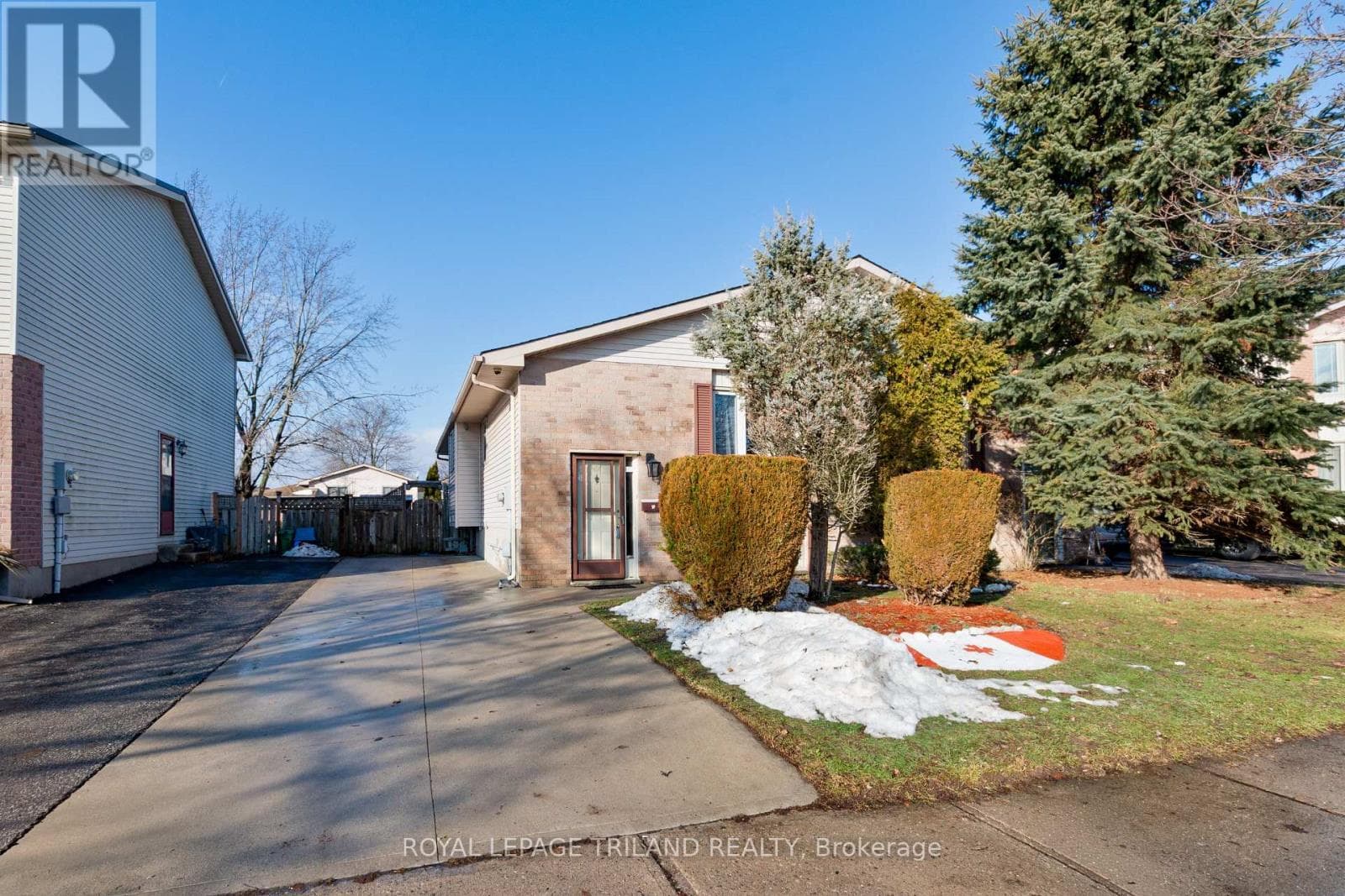 77 BONAVENTURE DRIVE — London East (East I), Ontario - Main photo