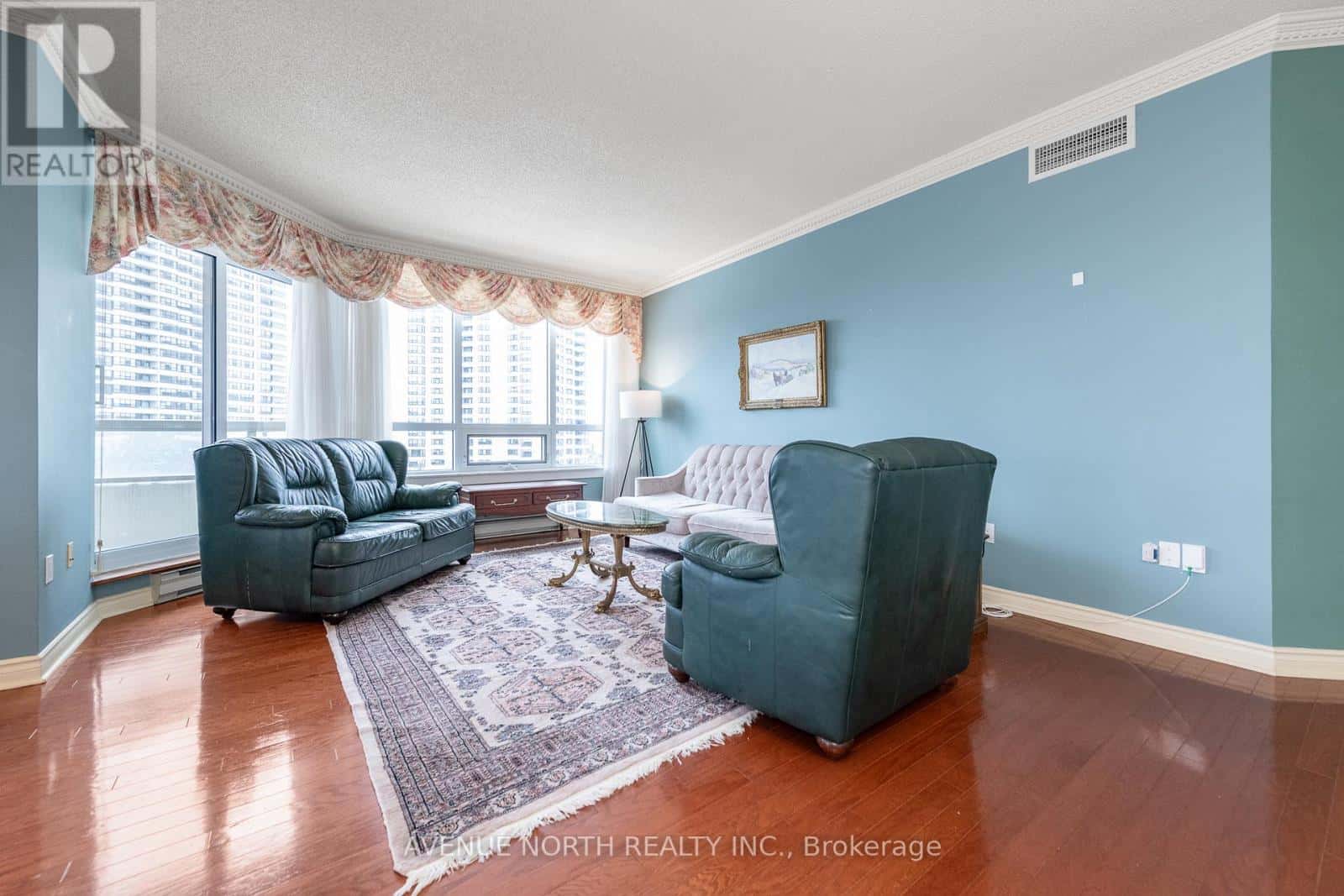 606 - 1480 RIVERSIDE DRIVE — Ottawa, Ontario - Photo 5 of 50