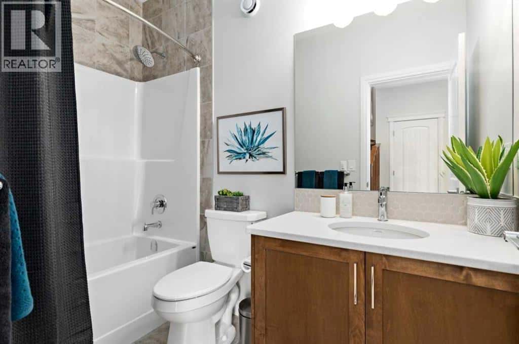 293 Homestead Terrace NE — Calgary, Alberta - Photo 3 of 22