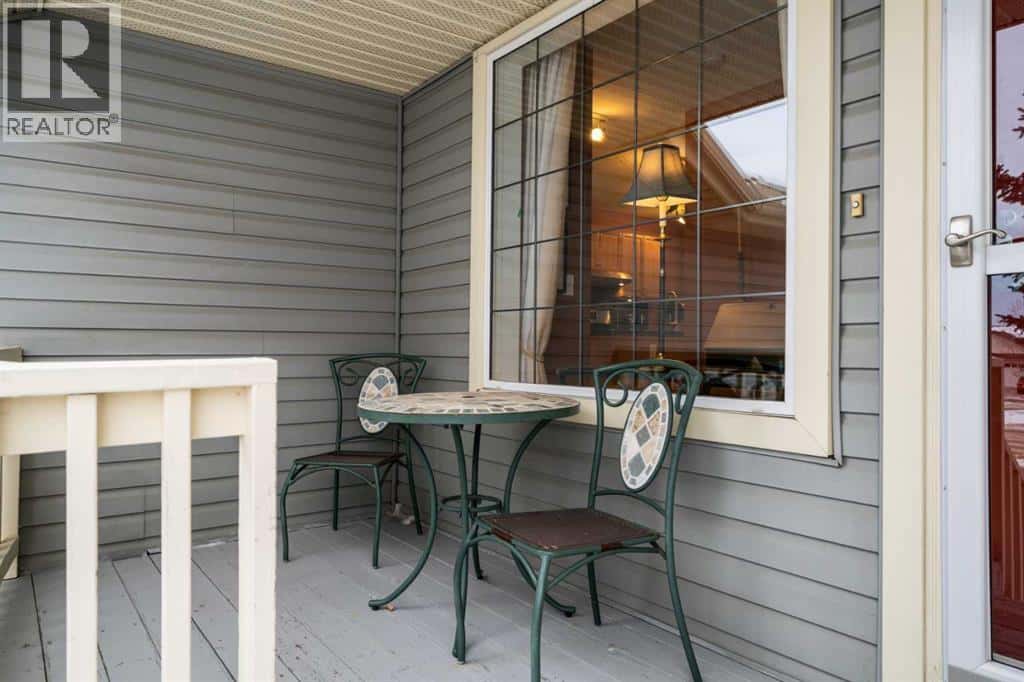 113 Sheep River Drive — Okotoks, Alberta - Photo 2 of 41