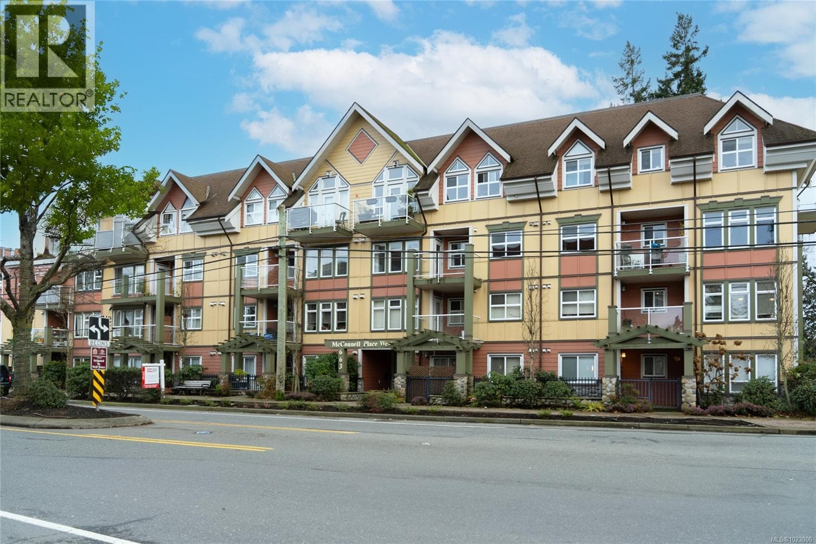 306 663 Goldstream Ave — Langford, British Columbia - Main photo