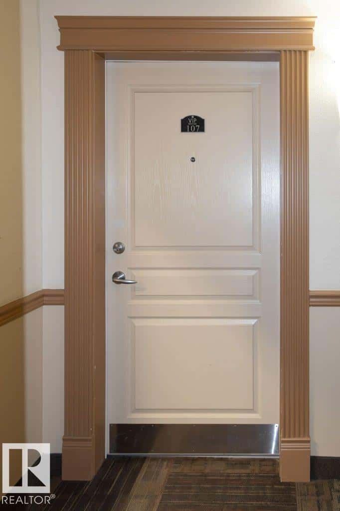 #107 2045 GRANTHAM CO NW — Edmonton, Alberta - Photo 2 of 26