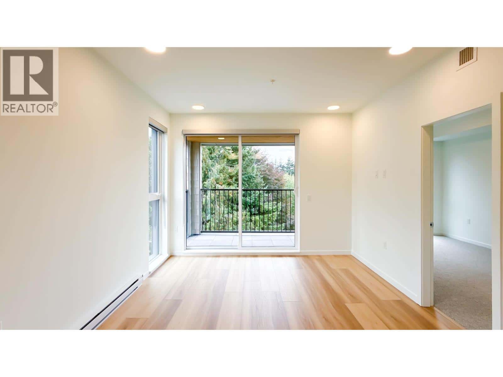 508 37994 SECOND AVENUE — Squamish, British Columbia - Photo 2 of 25