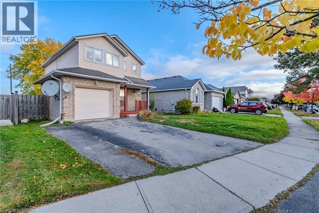 25 ANASTASIA Crescent — Brantford, Ontario - Photo 2 of 38