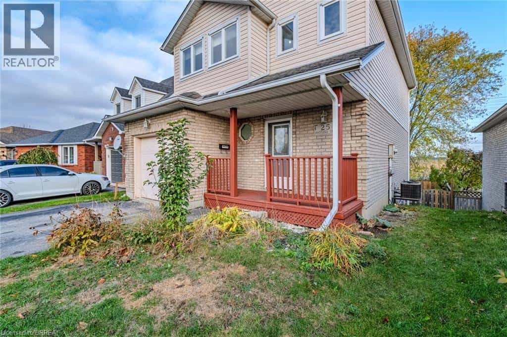 25 ANASTASIA Crescent — Brantford, Ontario - Photo 3 of 38