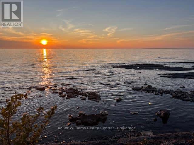 62 ZORRA DRIVE — Northern Bruce Peninsula, Ontario - Photo 2 of 50