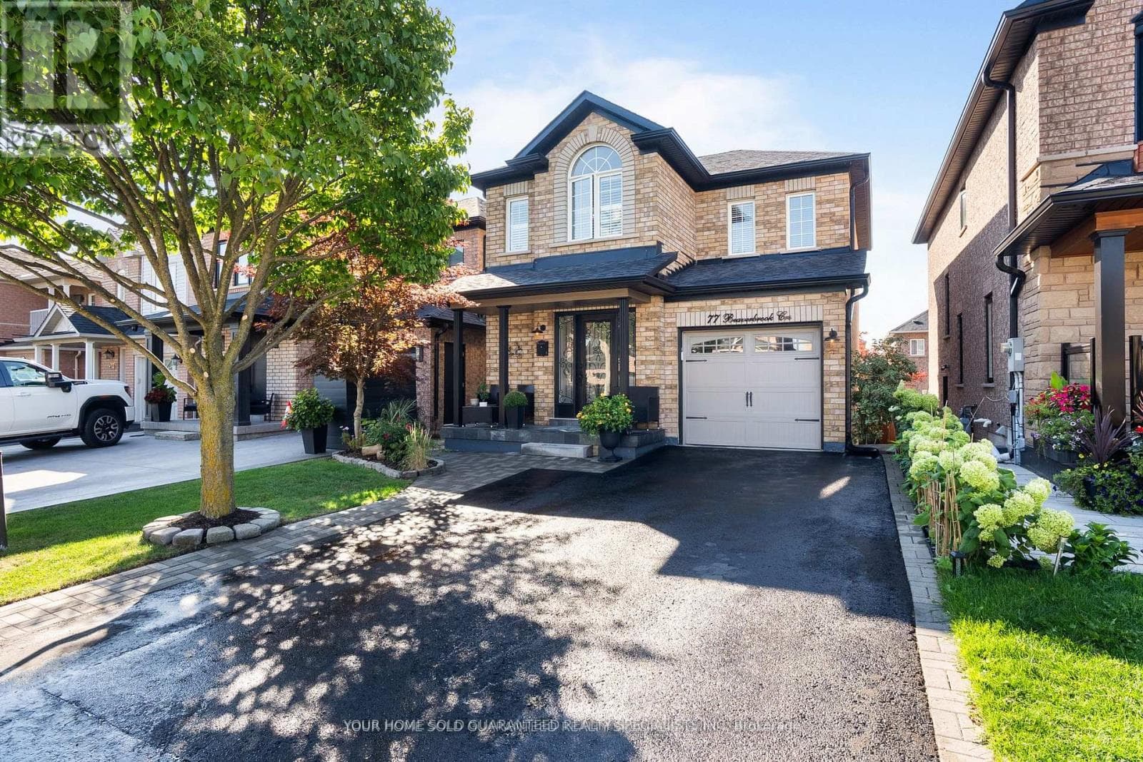 77 BEAVERBROOK CRESCENT — Vaughan (Maple), Ontario - Main photo