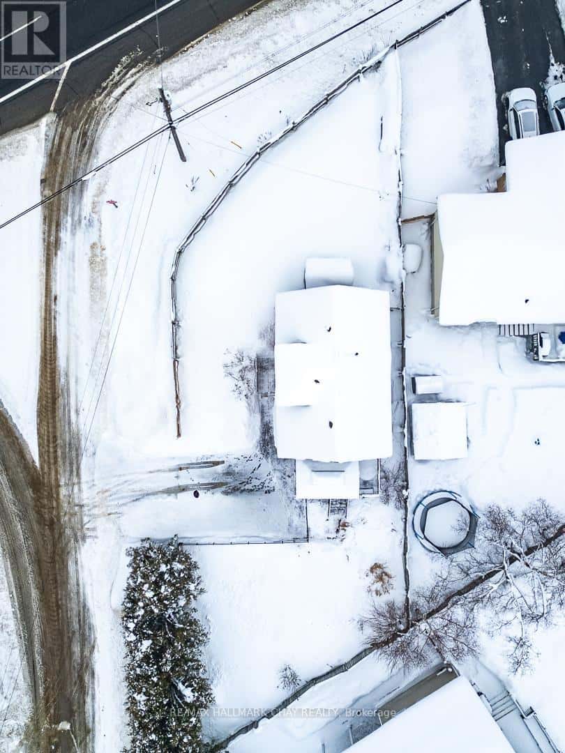 3337 BECKETT PLACE — Severn (West Shore), Ontario - Photo 3 of 20