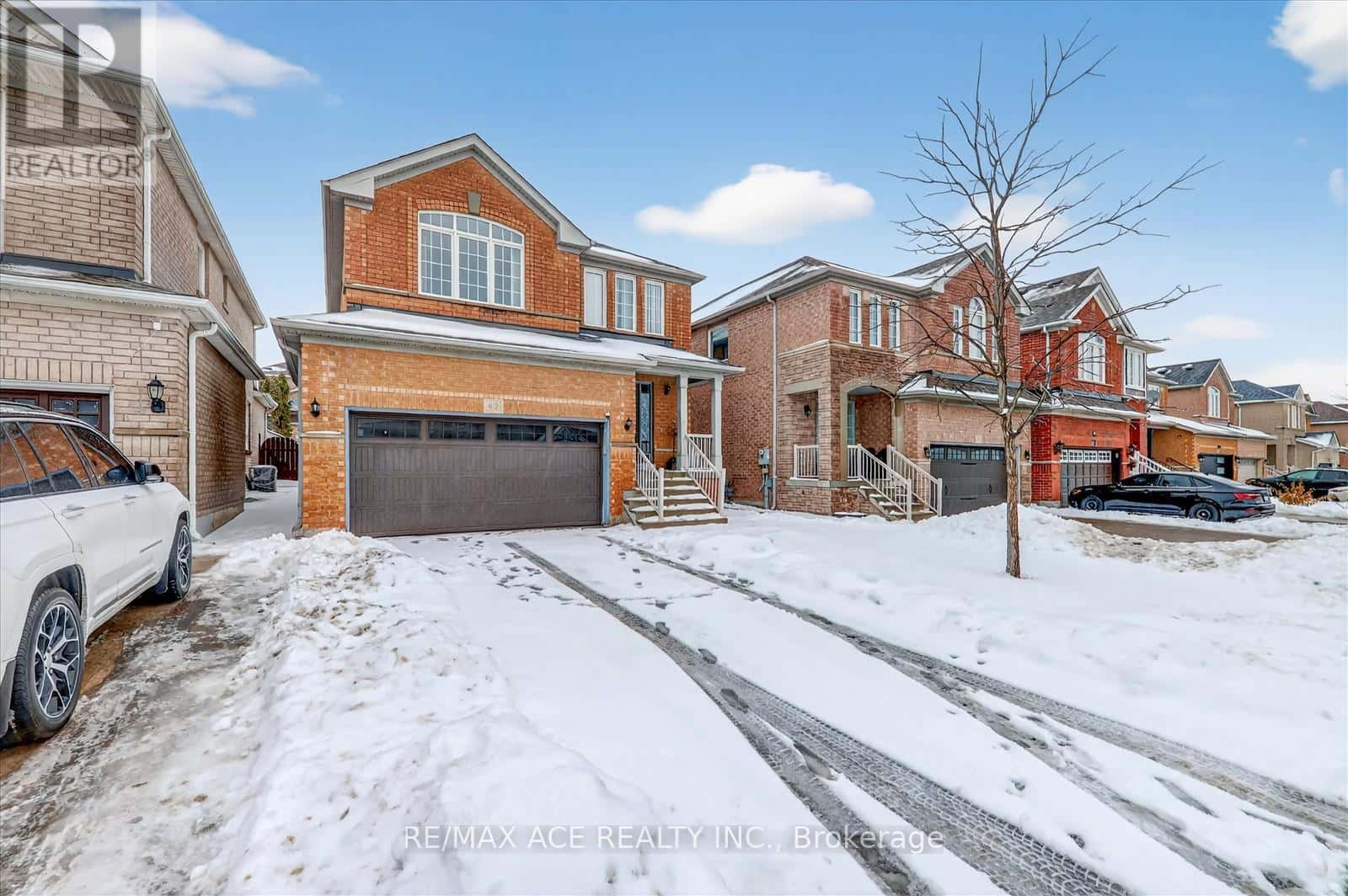 42 FEATHER REED WAY — Brampton (Sandringham-Wellington), Ontario - Photo 3 of 42