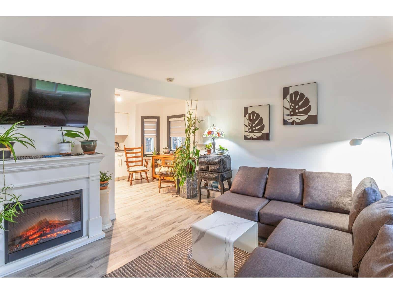 11511 96 AVENUE — Surrey, British Columbia - Photo 2 of 21