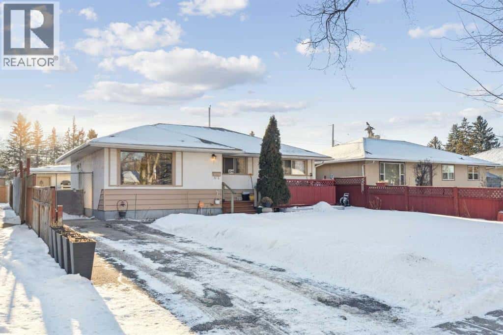 2048 33 Street SE — Calgary, Alberta - Photo 2 of 27