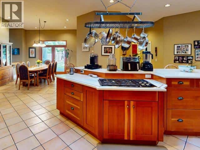 7734 MC AULAY ROAD — Powell River, British Columbia - Photo 5 of 68