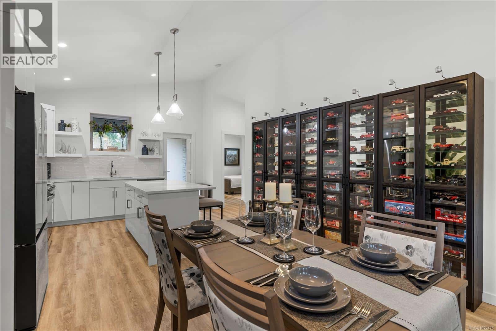 9 3025 Royston Rd — Cumberland, British Columbia - Photo 4 of 45