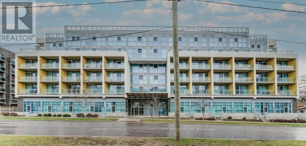 217 - 257 HEMLOCK STREET — Waterloo, Ontario - Main photo