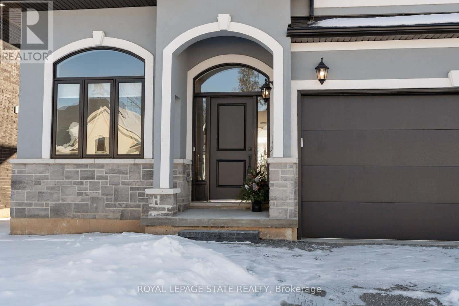 66 CESAR PLACE — Hamilton (Ancaster), Ontario - Photo 4 of 40