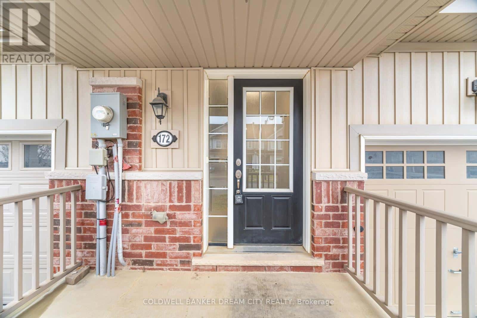 172 WHITWELL WAY — Hamilton (Binbrook), Ontario - Photo 5 of 46