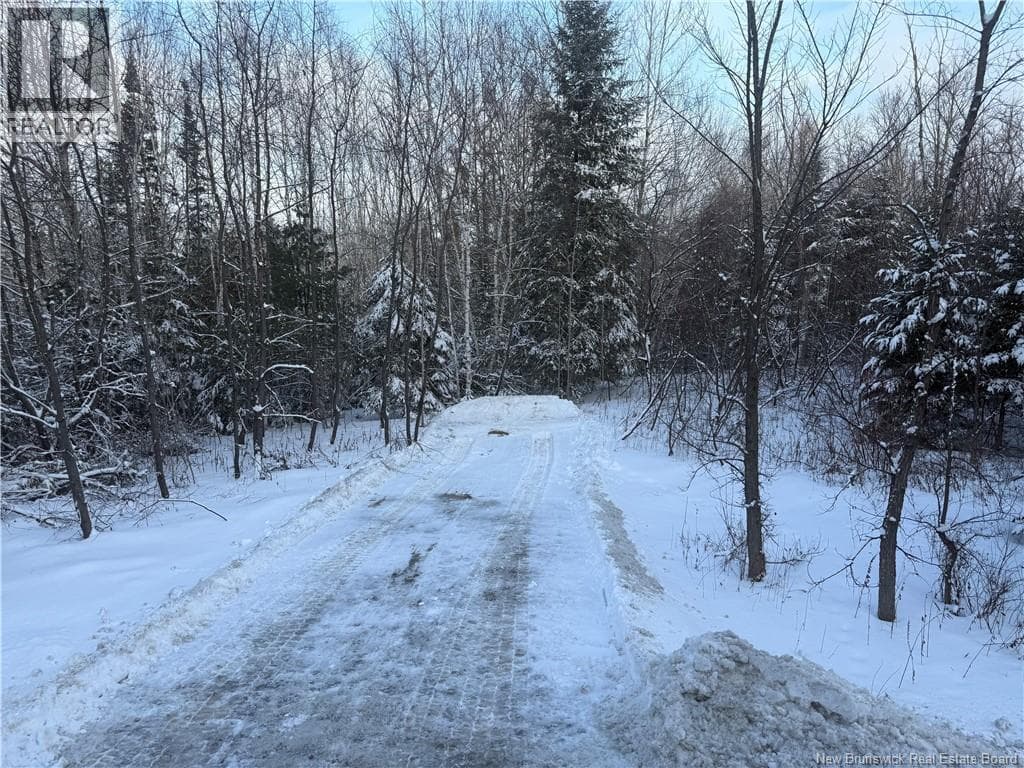 LOT Main Street — Doaktown, New Brunswick - Main photo