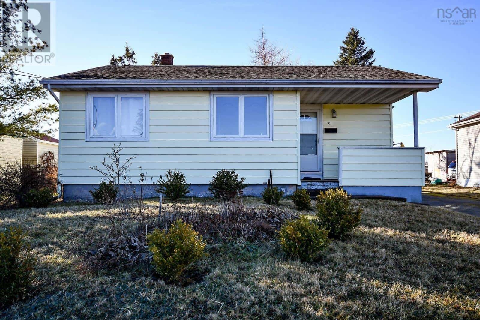 51 Mansion Avenue — Halifax, Nova Scotia - Photo 3 of 33