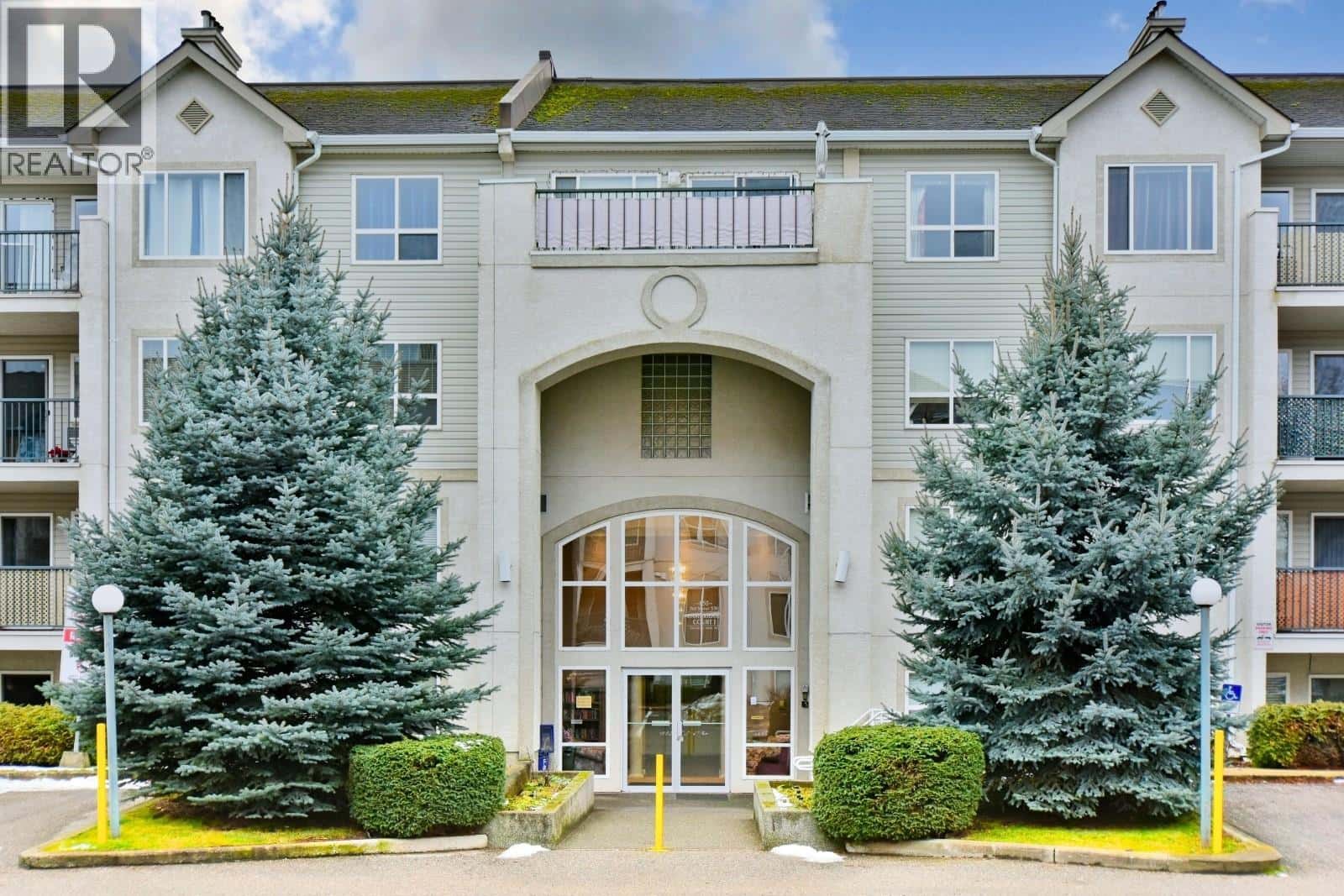 650 3 Street SW Unit# 305 — Salmon Arm, British Columbia - Photo 3 of 47