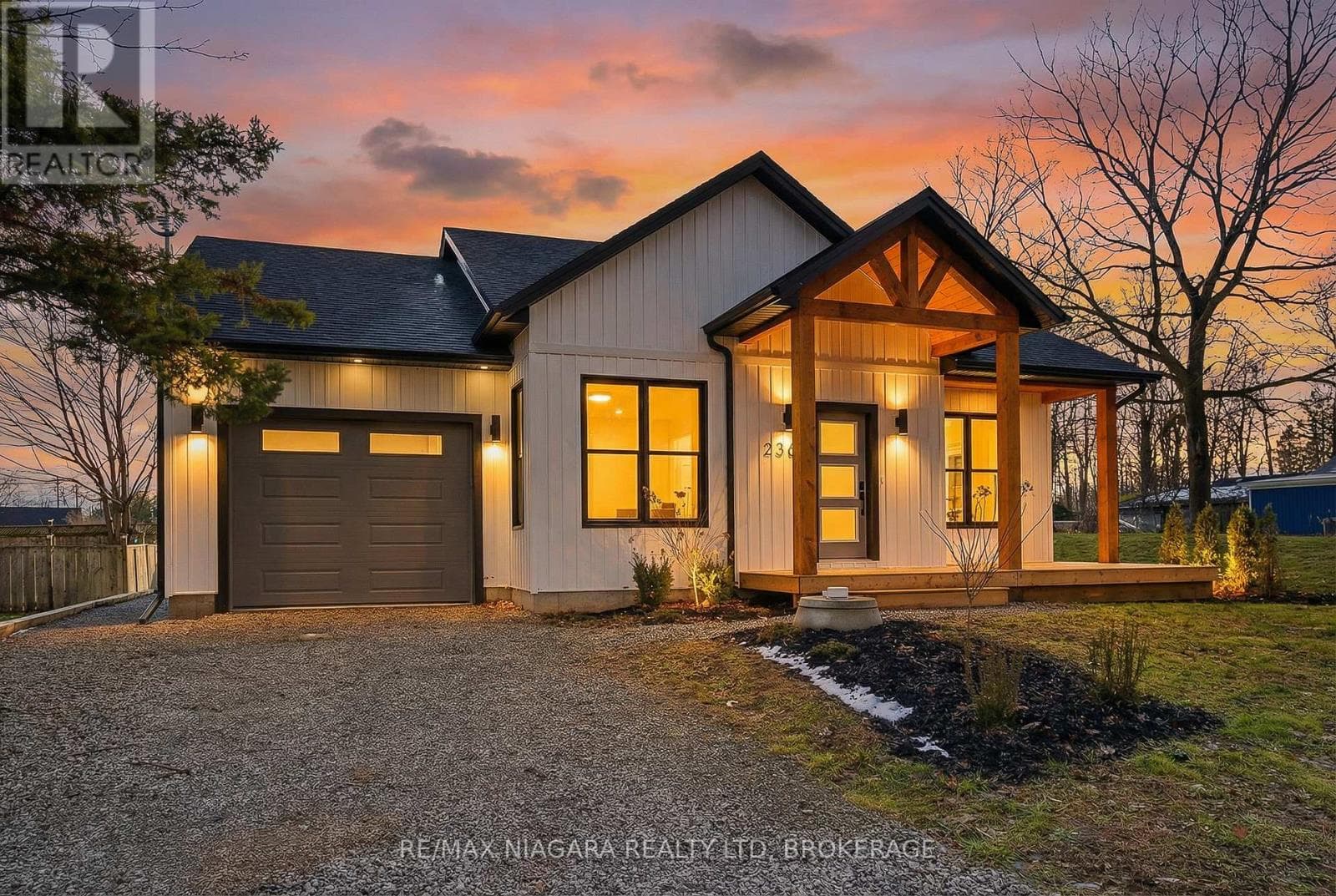 2365 CROSS STREET — Fort Erie (Ridgeway), Ontario - Main photo