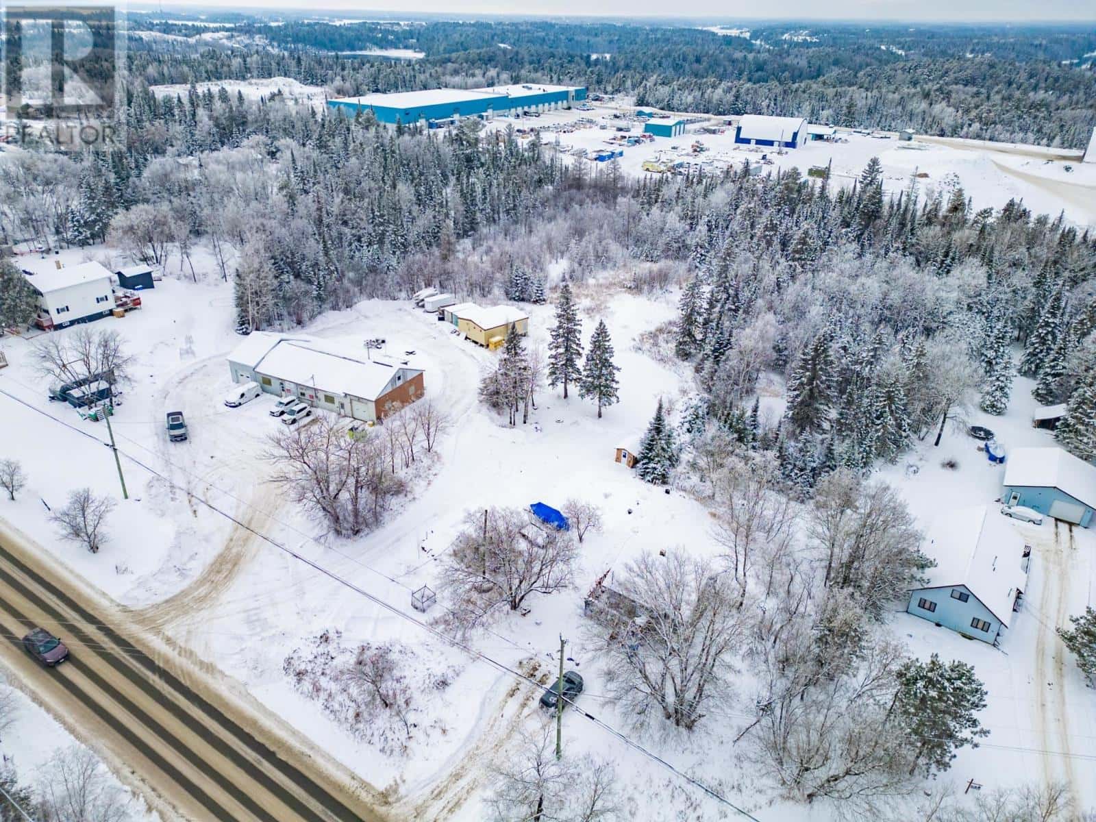 436 MELLICK AVENUE — KENORA, Ontario - Photo 2 of 18