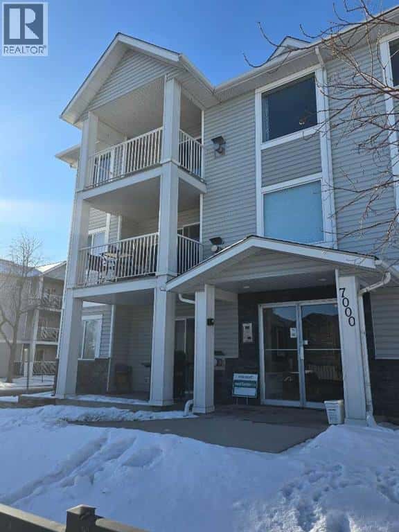 301, 7301 Valleyview Park SE — Calgary, Alberta - Photo 2 of 27