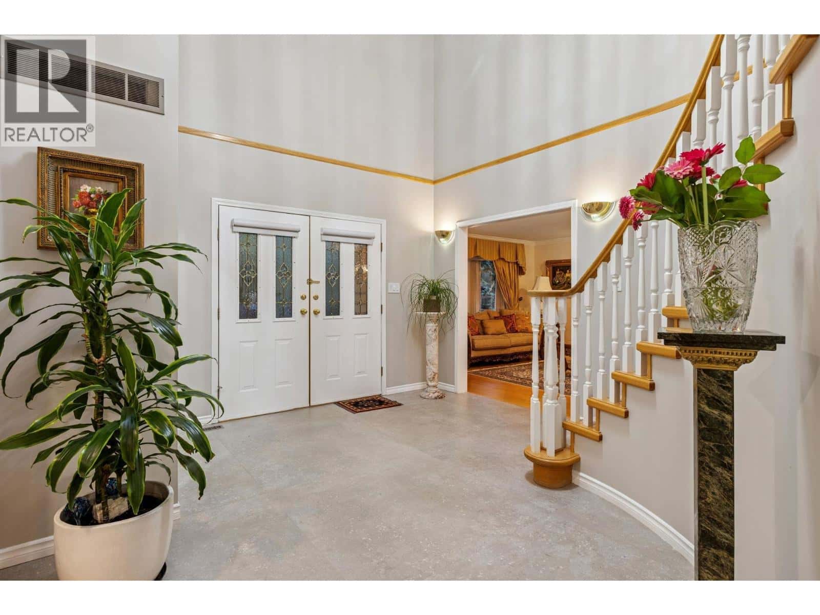 5707 NANCY GREENE WAY — North Vancouver, British Columbia - Photo 5 of 40