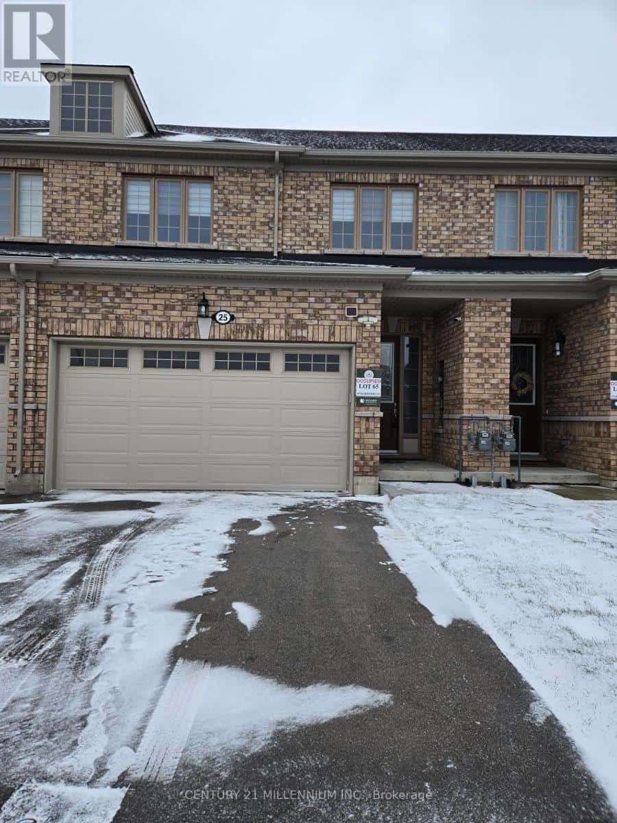 25 HARWOOD STREET — Tillsonburg, Ontario - Photo 2 of 40