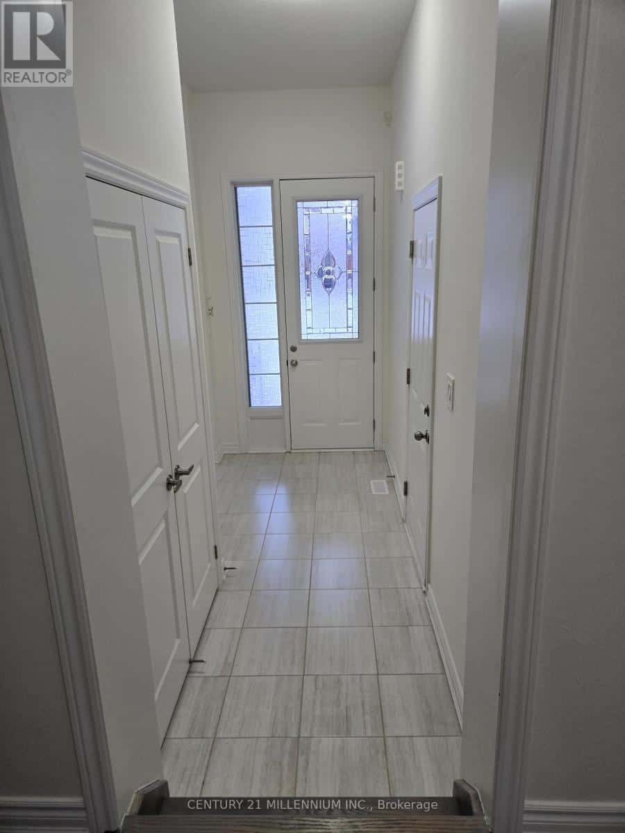 25 HARWOOD STREET — Tillsonburg, Ontario - Photo 4 of 40