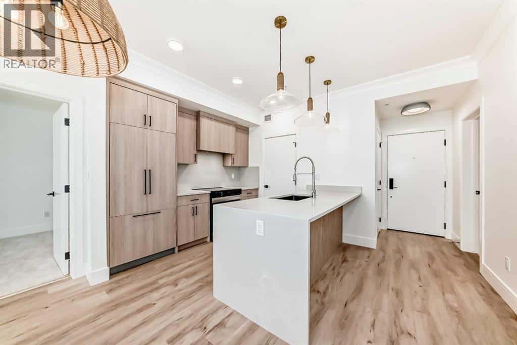 1319, 4270 Norford Avenue NW — Calgary, Alberta - Photo 4 of 40